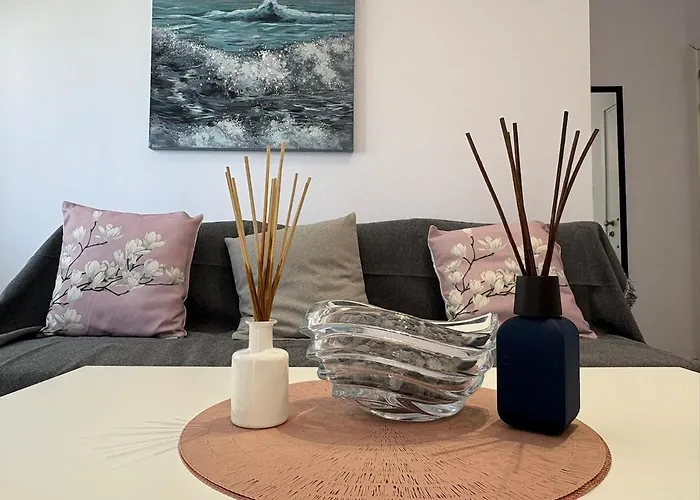 Cozy Beachfront Gem With Seaview アパート リマソール