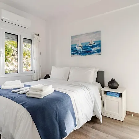 Lägenhet Cozy Beachfront Gem With Seaview Limassol