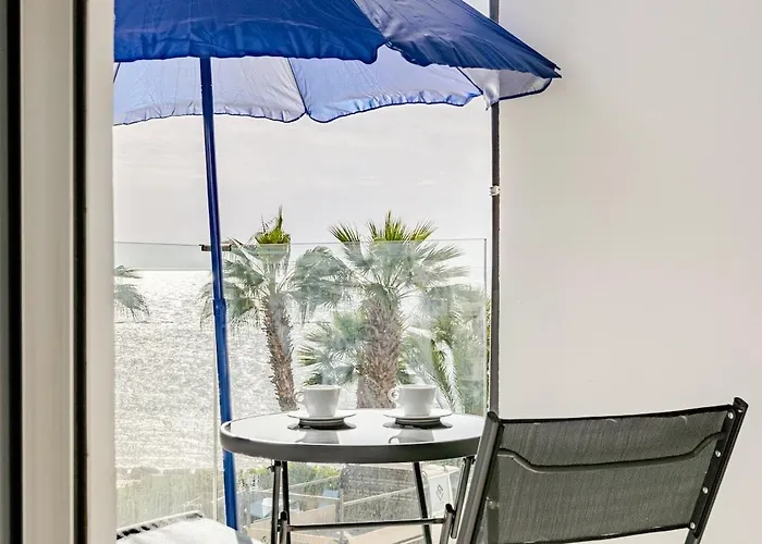 Cozy Beachfront Gem With Seaview