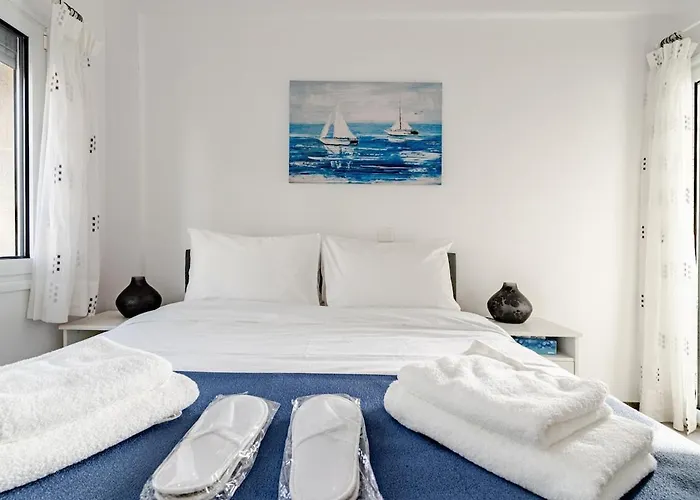 Apartmán Cozy Beachfront Gem With Seaview